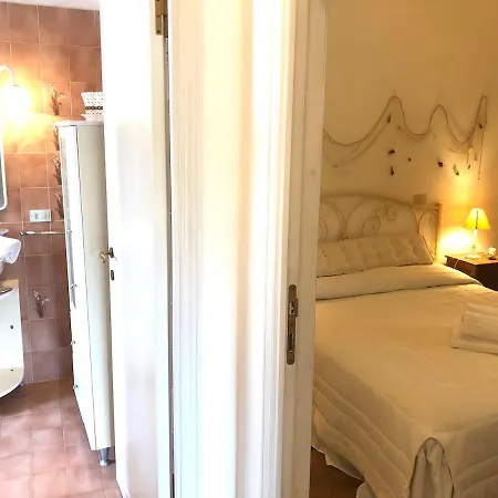 Sterlizia - 2 Steps From The Beach! - * Όλμπια